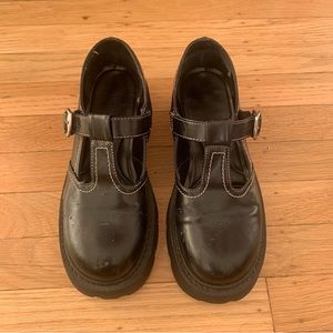 Platform leather Mary Jane loafters